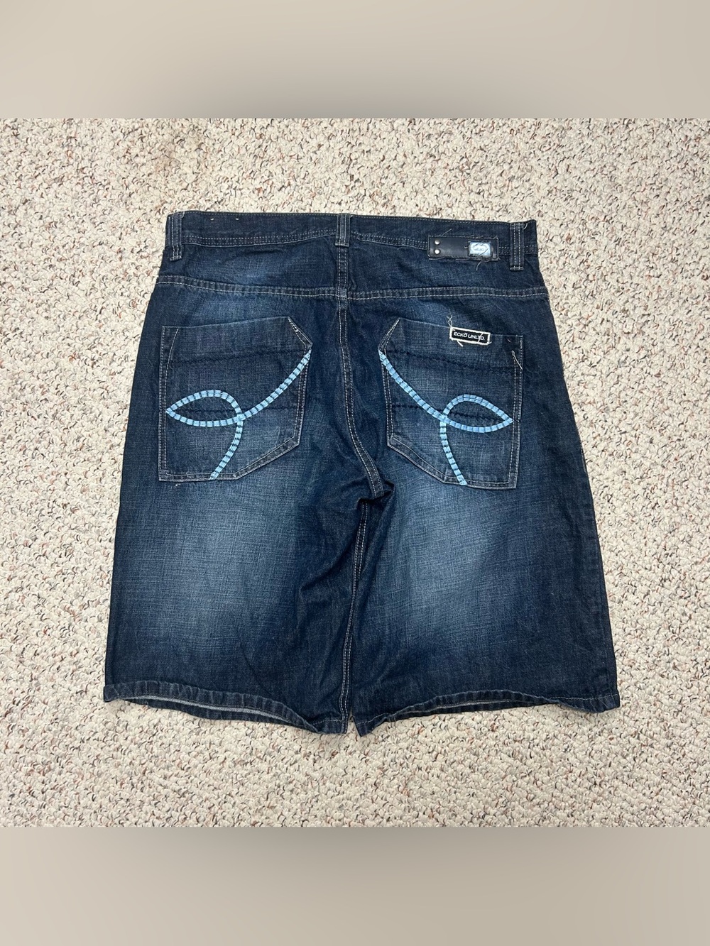 Vintage Ecko Baggy Shorts Men’s Size 34x13 Y2K Gangster Rap Denim Dark Wash